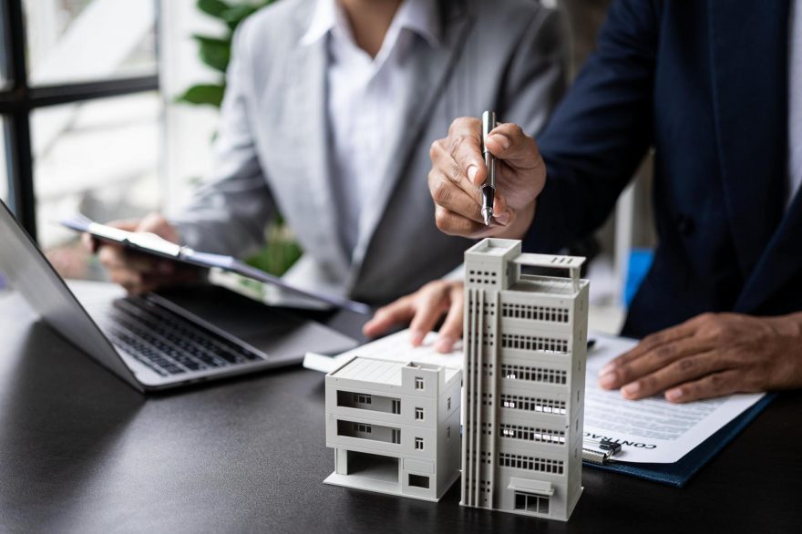 Tip 3: Hire a Reputable Commercial Real Estate Agent or Lawyer